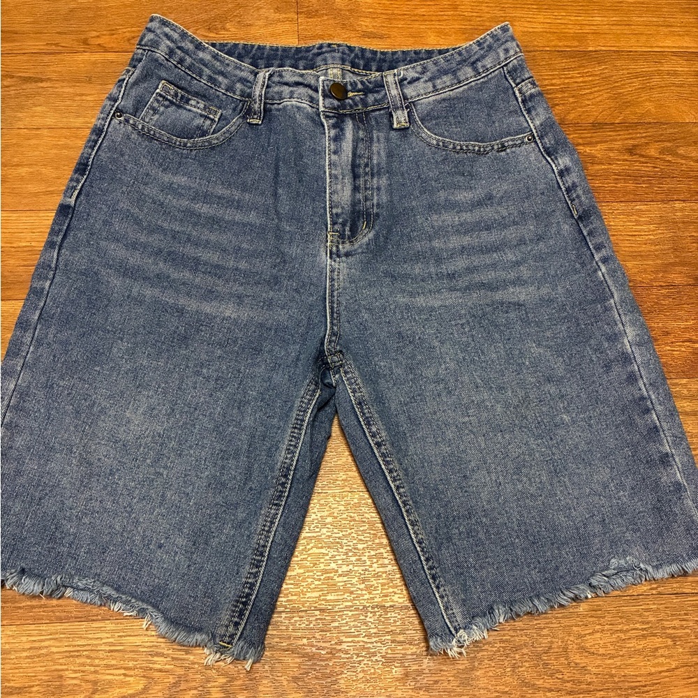 Women’s Denim Cutoff Shorts Size Medium